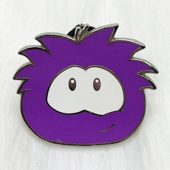 🔮 5/$25 Disney Club‎ Penguin Puffles Purple Puffle Pin - Picture 1 of 2